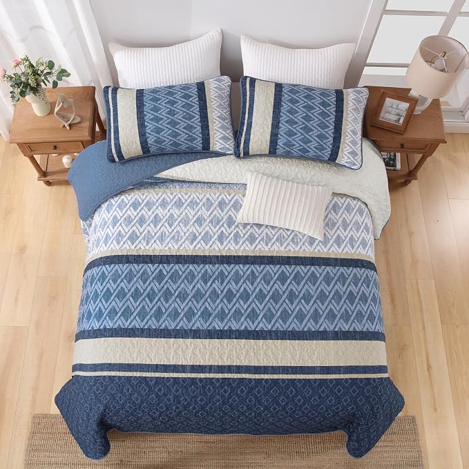 Dinjoy King Size Quilt Set Boho, Soft Striped Bedspreads, 3 Pieces Lightweight - Image 4