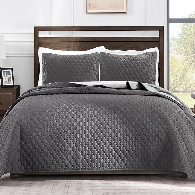 Exclusivo Mezcla Reversible Full Queen Quilt Bedding Set, Soft Microfiber by ExclusivoMezcla