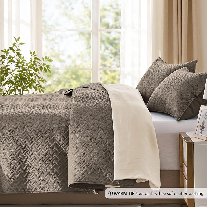 FLYMME Quilts King Size, Lightweight Mocha Brown Bedspreads, Basket Weave - Image 3