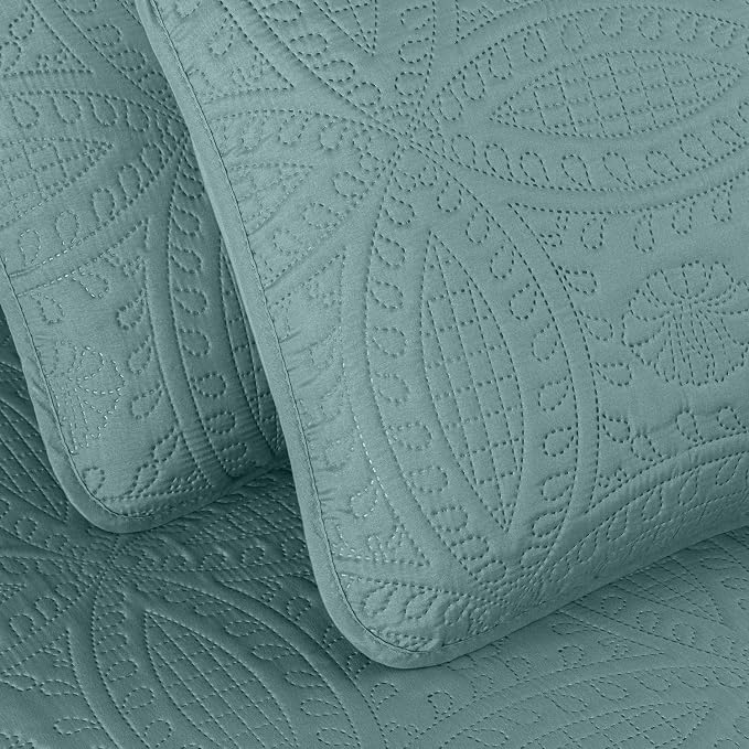 Chezmoi Collection Austin 3-Piece Oversized Bedspread Coverlet Set King - Image 3