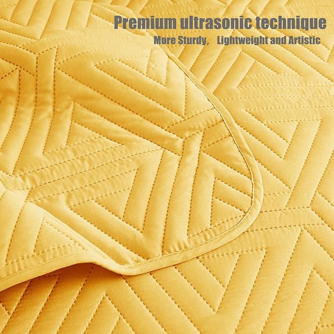 Whale Flotilla Soft Geometric Twin Quilt Set - Image 8