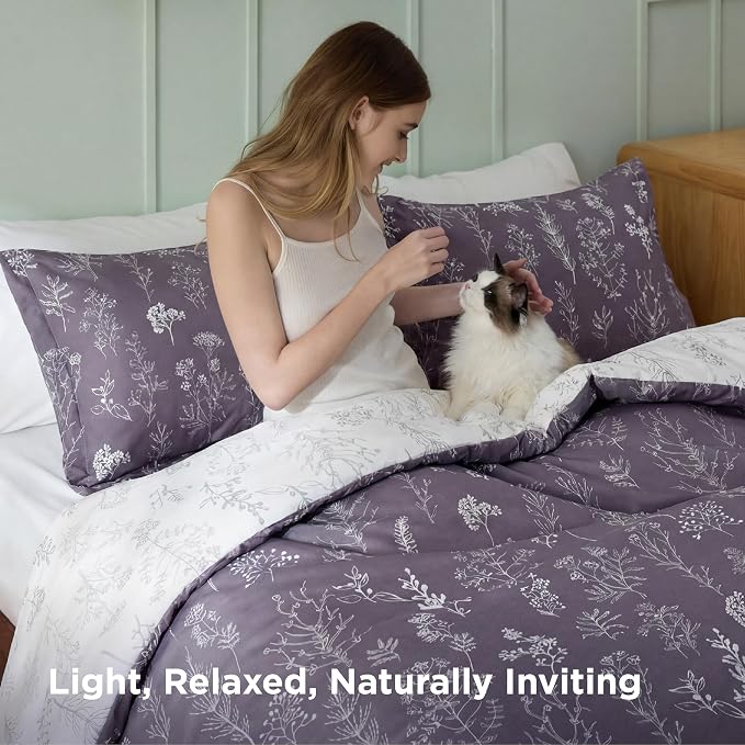 Bedsure Grayish Purple King Comforter Set - Image 3