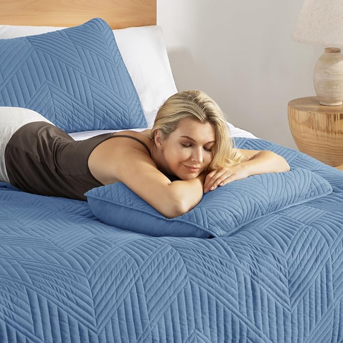 Exclusivo Mezcla Ultrasonic Twin Quilt Bedding Set, Soft Microfiber, Modern - Image 4