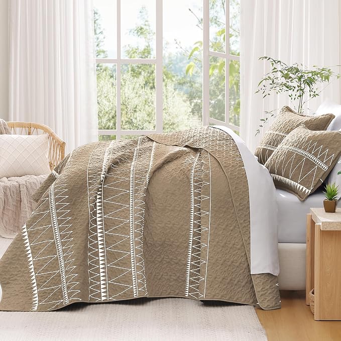 Taupe King Size Quilt Set, 3 Pieces Boho Striped Bedspread | Soft Lightweight - Image 7