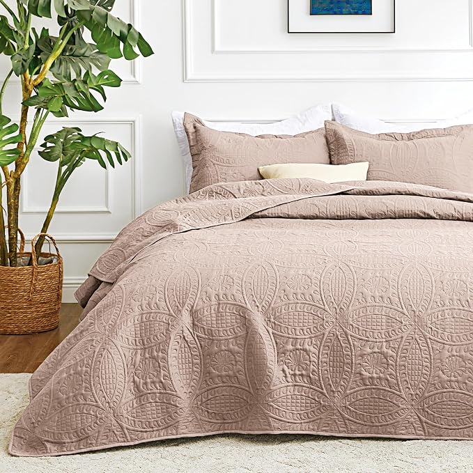 Love's cabin King Size Quilt Bedding Set Burlwood Bedspreads by Lovescabin