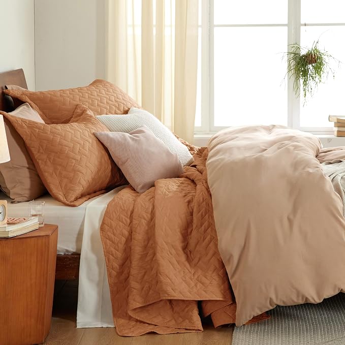 Bedsure Twin Size Quilt, Lightweight Comforter Set, Hazel Brown Bedspread | - Image 4
