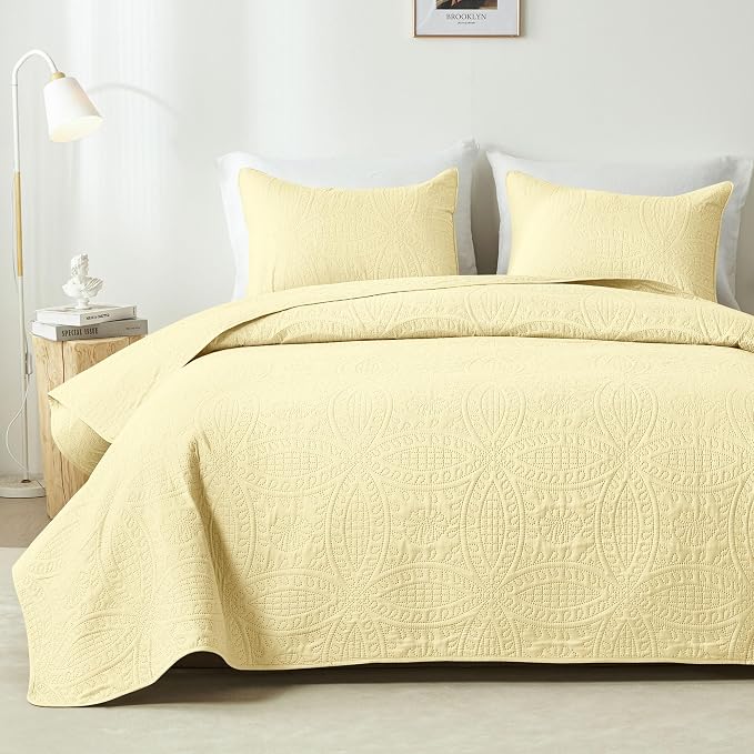 akkialla Butter Yellow King/Cal King Quilt Set, Ultrasonic Lightweight by akkialla