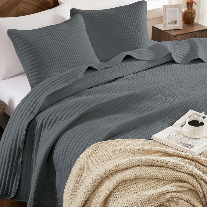 Queen Quilt-Lightweight Bedspreads Grey Queen Size Quilt Bedding Set | Soft - Image 3