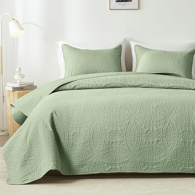 akkialla 118"x106" Sage Green California King Quilt Set, Oversized Floor-Length by akkialla