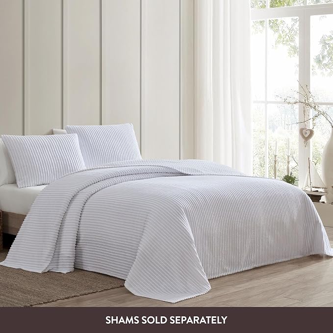 Beatrice Home Fashions King Channel Chenille Bedspread, lightweight tufted 100% - Image 3