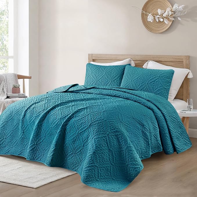 Exclusivo Mezcla California King Quilt Set, Teal | Lightweight Soft Bedspreads - Image 2