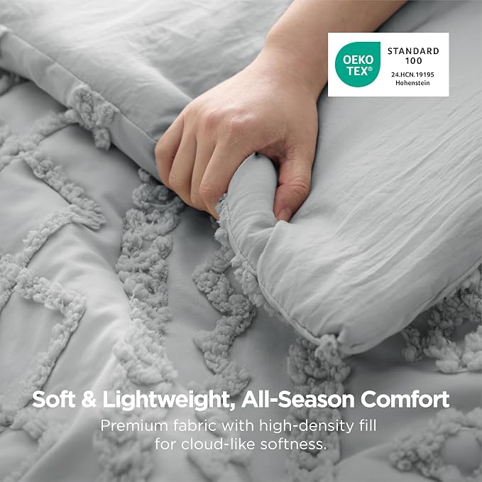 Bedsure Tufted Boho Comforter Set Oversized King - Image 3