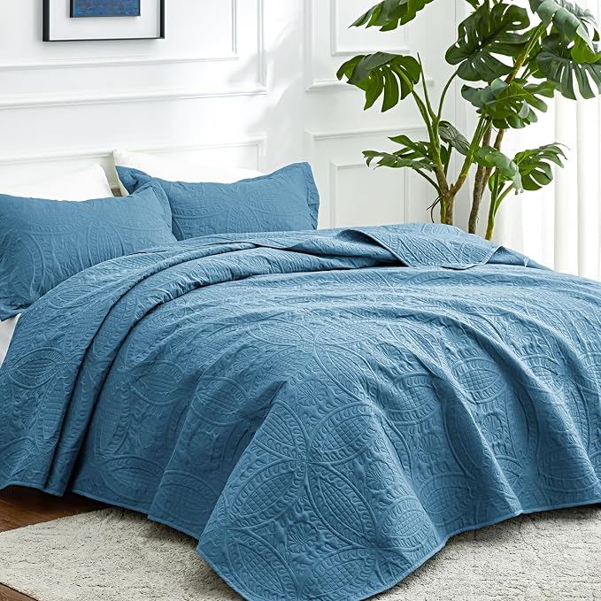 Love's cabin King Size Quilt Bedding Set Misty Blue Bedspreads - Image 2