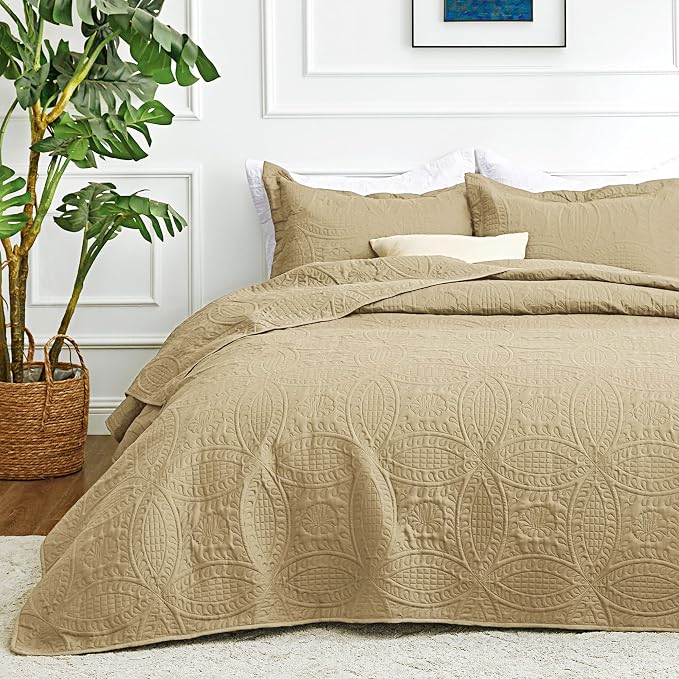 Love's cabin California King Size Quilt Bedding Set Camel Bedspreads by Lovescabin