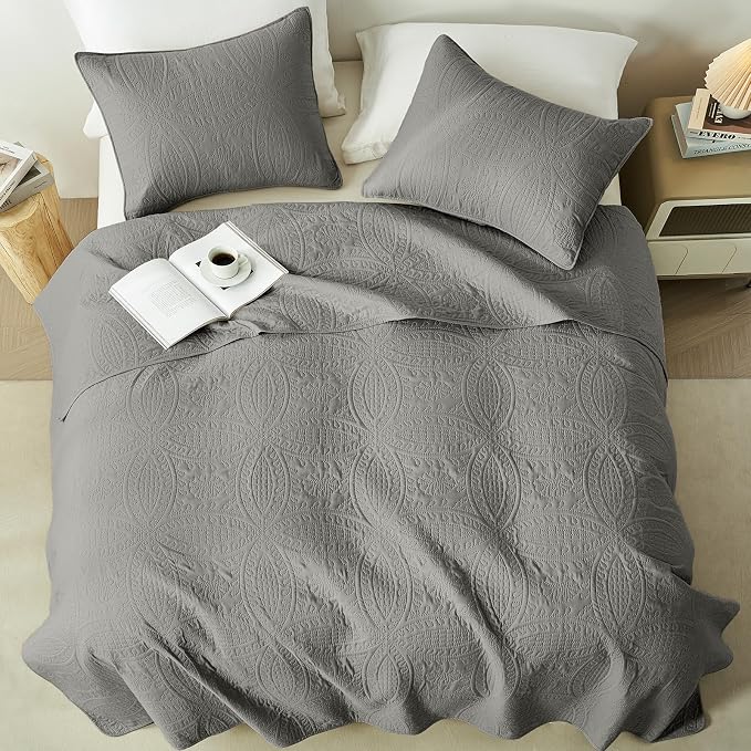 akkialla 118"x106" Dark Grey California King Quilt Set, Oversized Floor-Length - Image 3