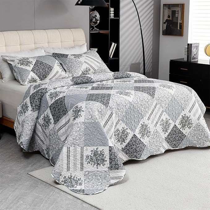 Cmfshape Summer Floral King Bedspread, Romantic Grey Quilt Set King, Reversible - Image 2