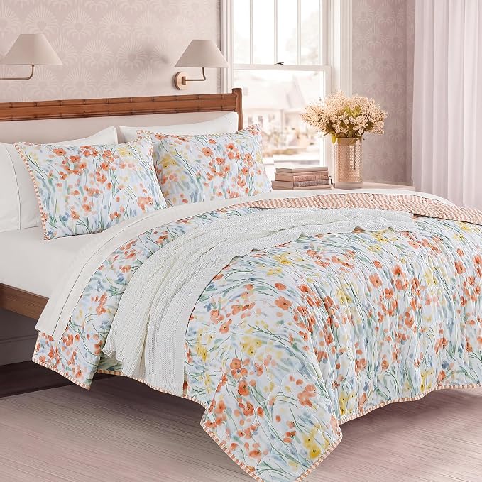 Queen Quilt Set-3 Pieces Soft Bedding Floral Reversible Coverlet | All Seasons - Image 2