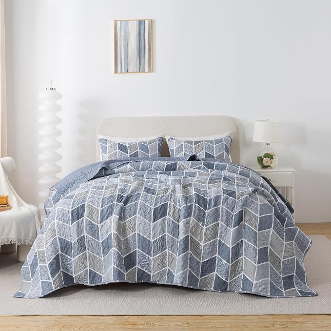 SLPR - Blue and Gray Chevron Heather Quilt Set, Queen - Image 8