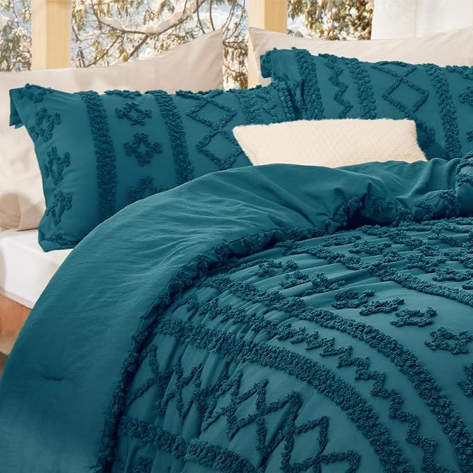 Bedsure Tufted Boho Comforter Set King Size - Image 4