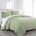 Chezmoi Collection Austin 3-piece Oversized Bedspread Coverlet Set by ChezmoiCollection