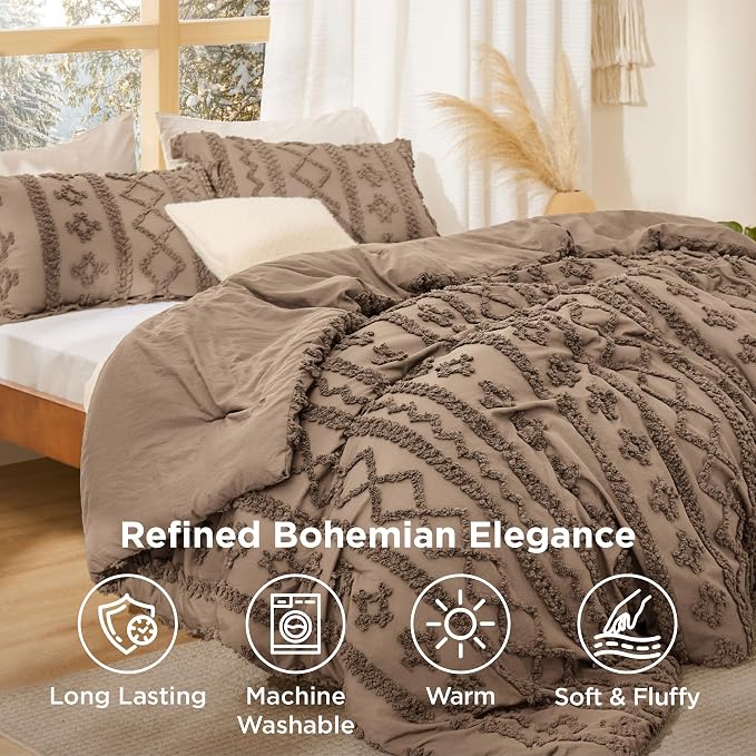 Bedsure Tufted Boho Comforter Set California King Size - Image 2