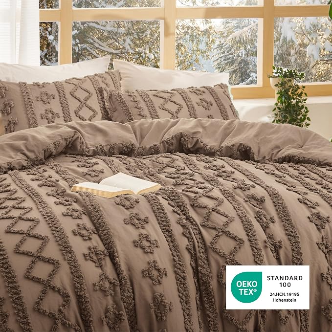 Bedsure Tufted Boho Comforter Set Queen Size - Image 5
