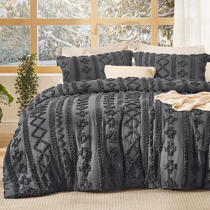 Bedsure Tufted Boho Comforter Set Queen Size by Unknown
