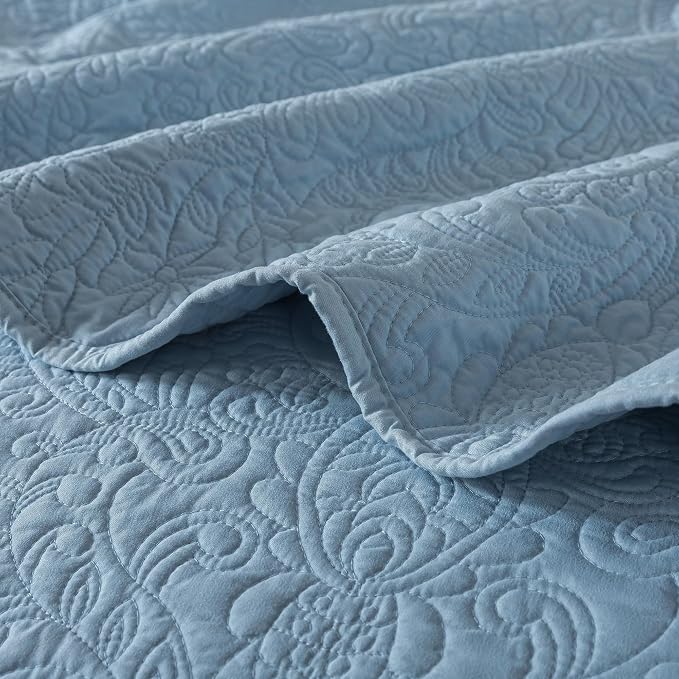Embroidered Quilt King Size - Image 8