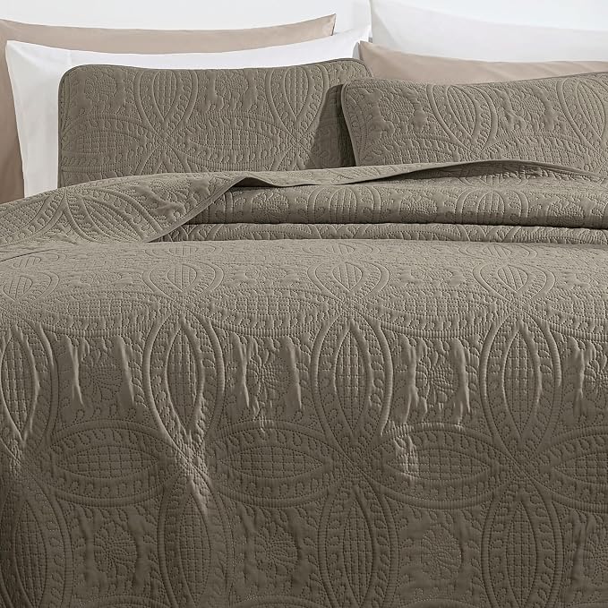 Chezmoi Collection Austin 3-piece Oversized Bedspread Coverlet Set - Image 3