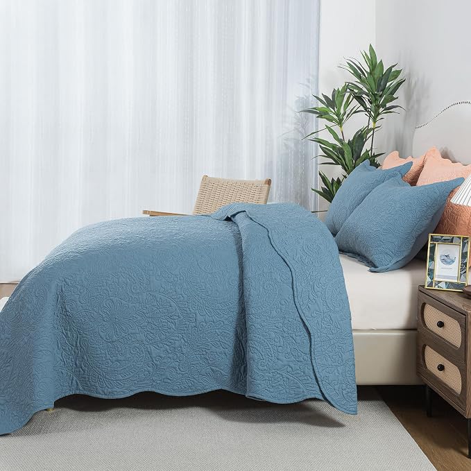 Queen Quilt Bedding Sets - Image 2