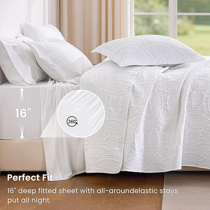 Love's cabin King Quilt Set White, Bed in a Bag King Size Bedding 7 Pieces - Image 3