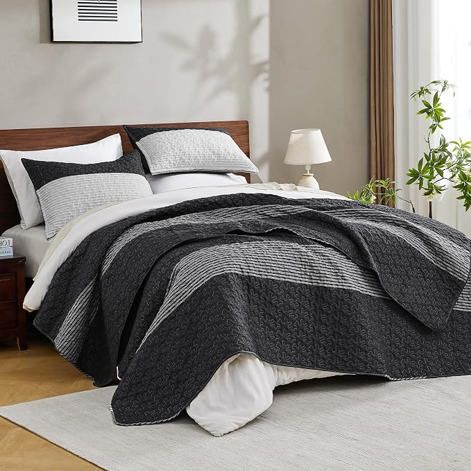 California King Quilt Set Black White, 3 Pieces Grey Bedspreads | Ultra Soft - Image 2