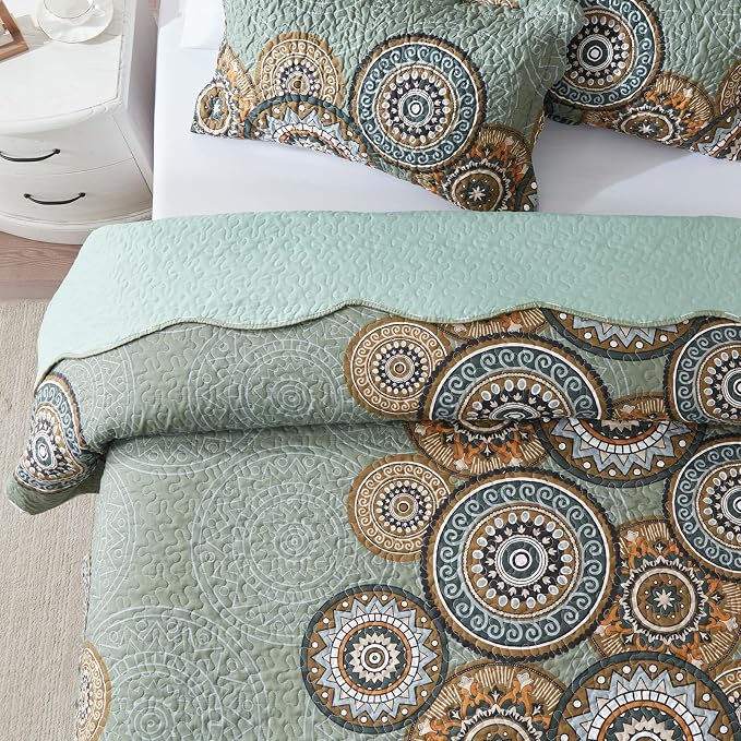3 Pieces King Size Olive Green Quilt Set Lightweight Oversized Bedspread - Image 4