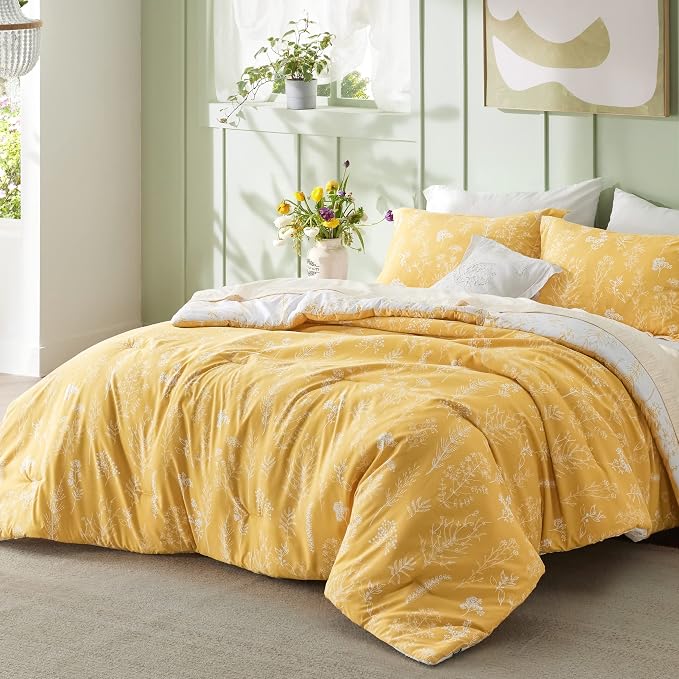 Bedsure Gold Queen Comforter Set - Image 2