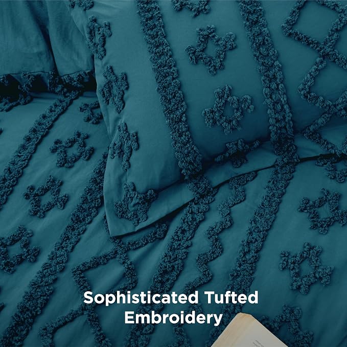 Bedsure Tufted Boho Comforter Set Queen Size - Image 3