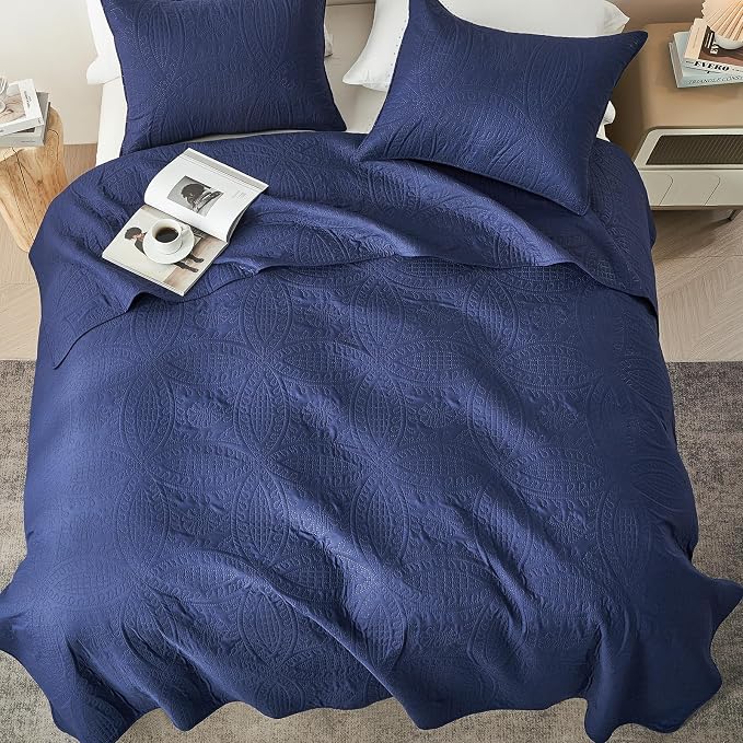 akkialla King Quilt Bedding Set, Lightweight Soft Bedspread Coverlet, Modern - Image 3