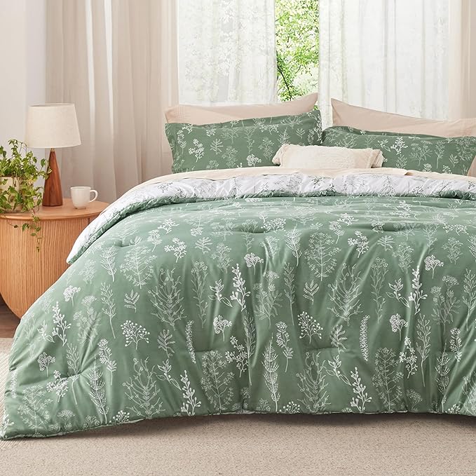 Bedsure Green Full Comforter Set by Unknown