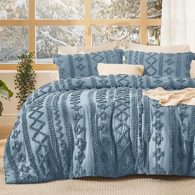 Bedsure Tufted Boho Comforter Set Queen Size by Unknown