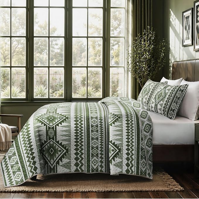 akkialla Reversible Green Boho King/Cal King Quilt Set, 2-Piece Bohemian Aztec - Image 5