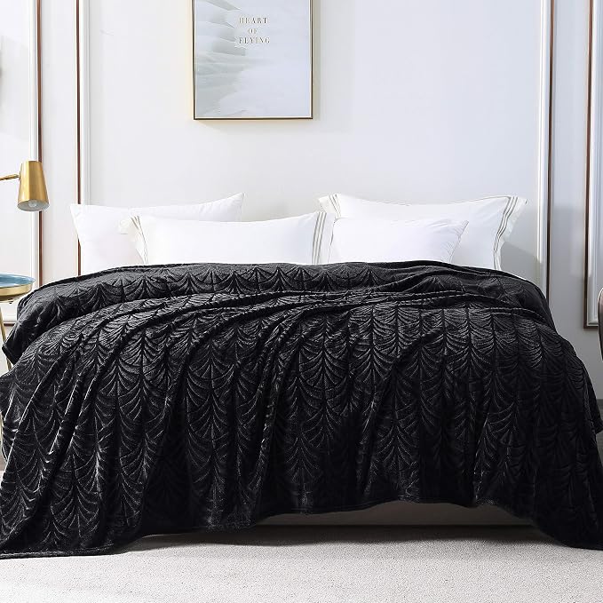 Whale Flotilla Soft Flannel Fleece King Size Bed Blanket, Plush Fluffy Bedspread - Image 8