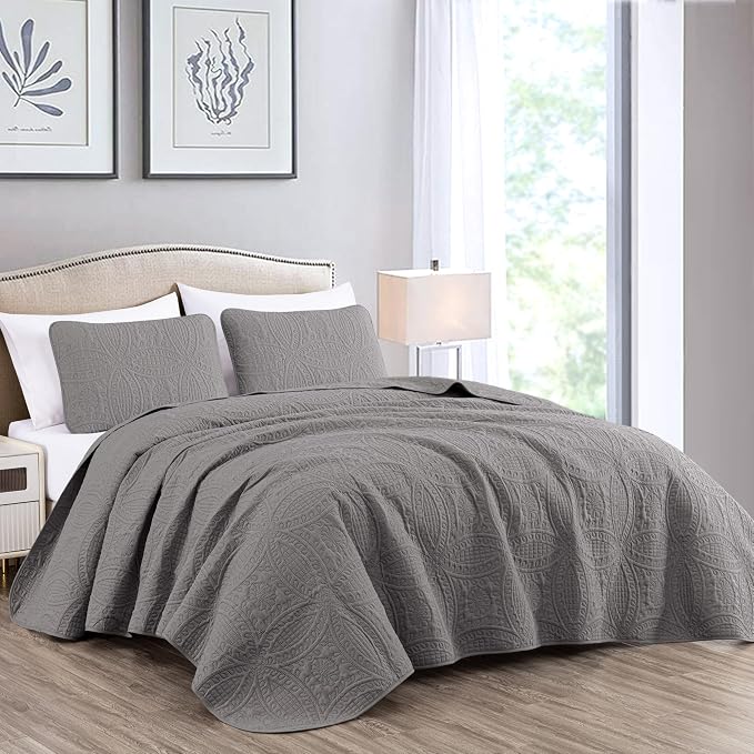 Chezmoi Collection Austin 3-piece Oversized Bedspread Coverlet Set by ChezmoiCollection