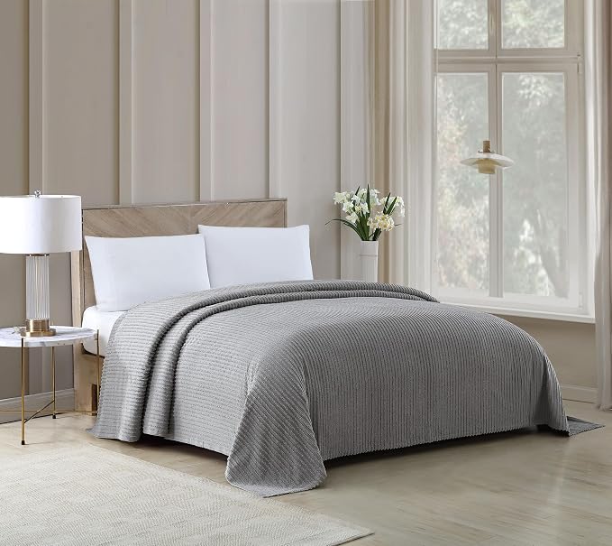 Beatrice Home Fashions Twin Channel Chenille Bedspread, lightweight tufted 100% - Image 2