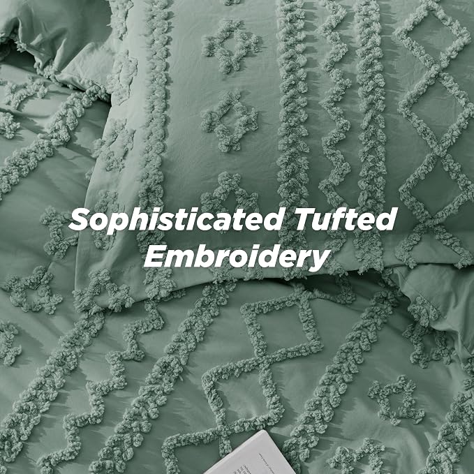 Bedsure Tufted Boho Comforter Set King Size - Image 4
