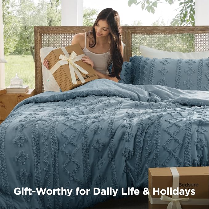 Bedsure Tufted Boho Comforter Set Oversized King - Image 4