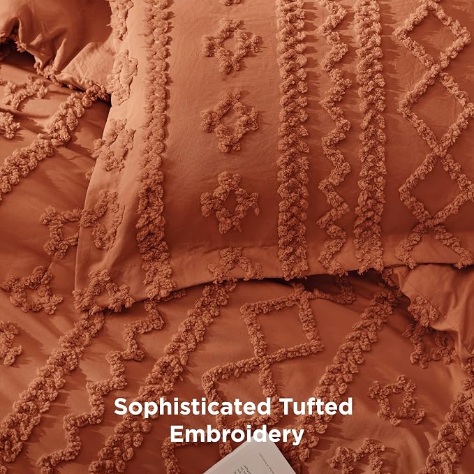 Bedsure Tufted Boho Comforter Set Queen Size - Image 3
