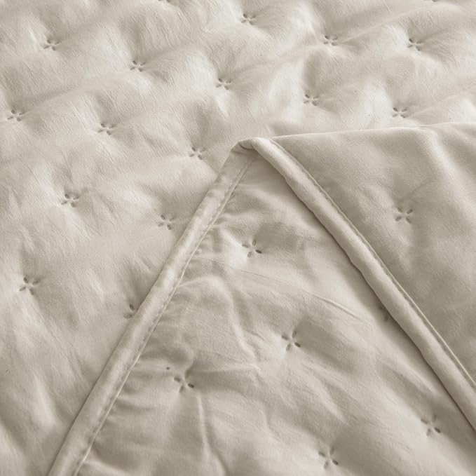 ROARINGWILD Beige King Size Quilt Bedding Set - Image 6