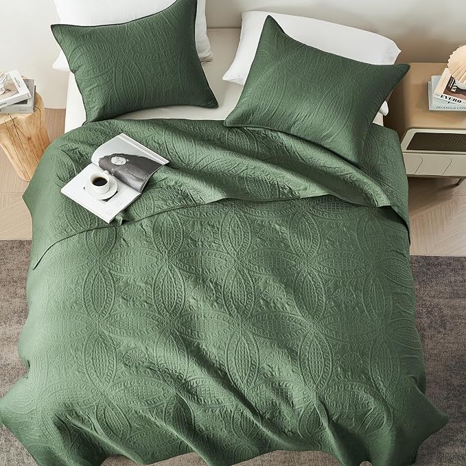 akkialla King Quilt Bedding Set, Olive Green Ultrasonic King/Cal King Quilt Set - Image 3