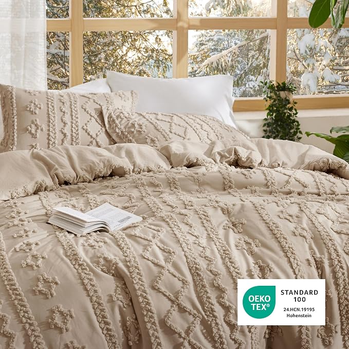 Bedsure Tufted Boho Comforter Set California King Size - Image 6