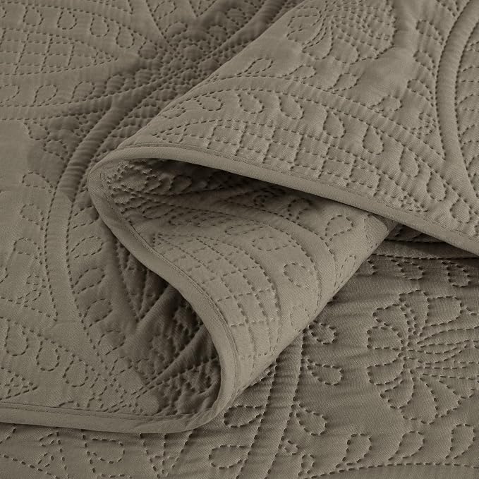 Chezmoi Collection Austin 3-piece Oversized Bedspread Coverlet Set - Image 7
