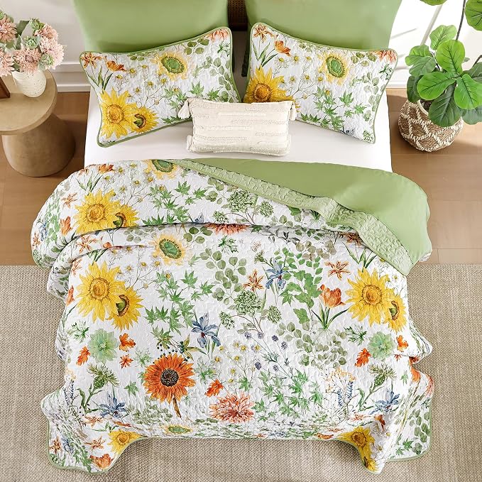 Yiran Sage Green Full Size Quilt, Sunflower Floral Bedspread Bedding Set | 3 - Image 4